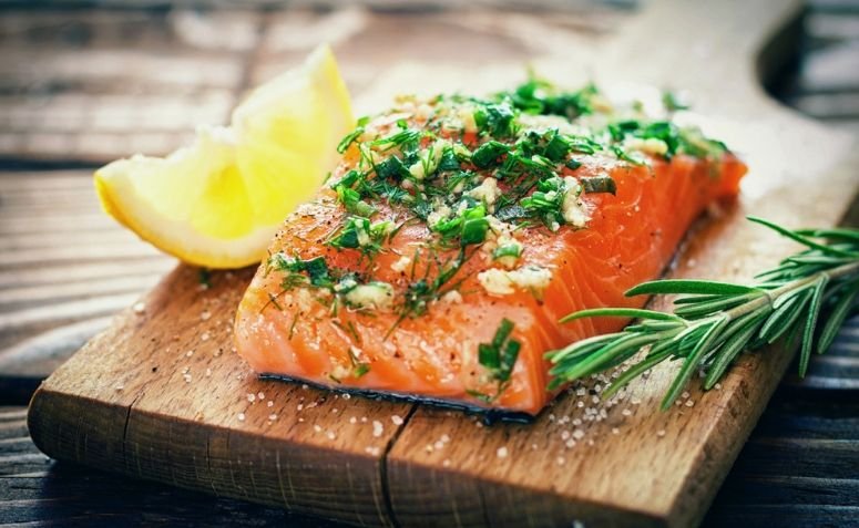 Cómo condimentar el pescado: descubre aromas y enriquece tus comidas